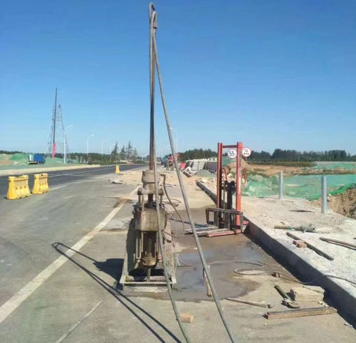 西乡塘公路高聚物注浆加固